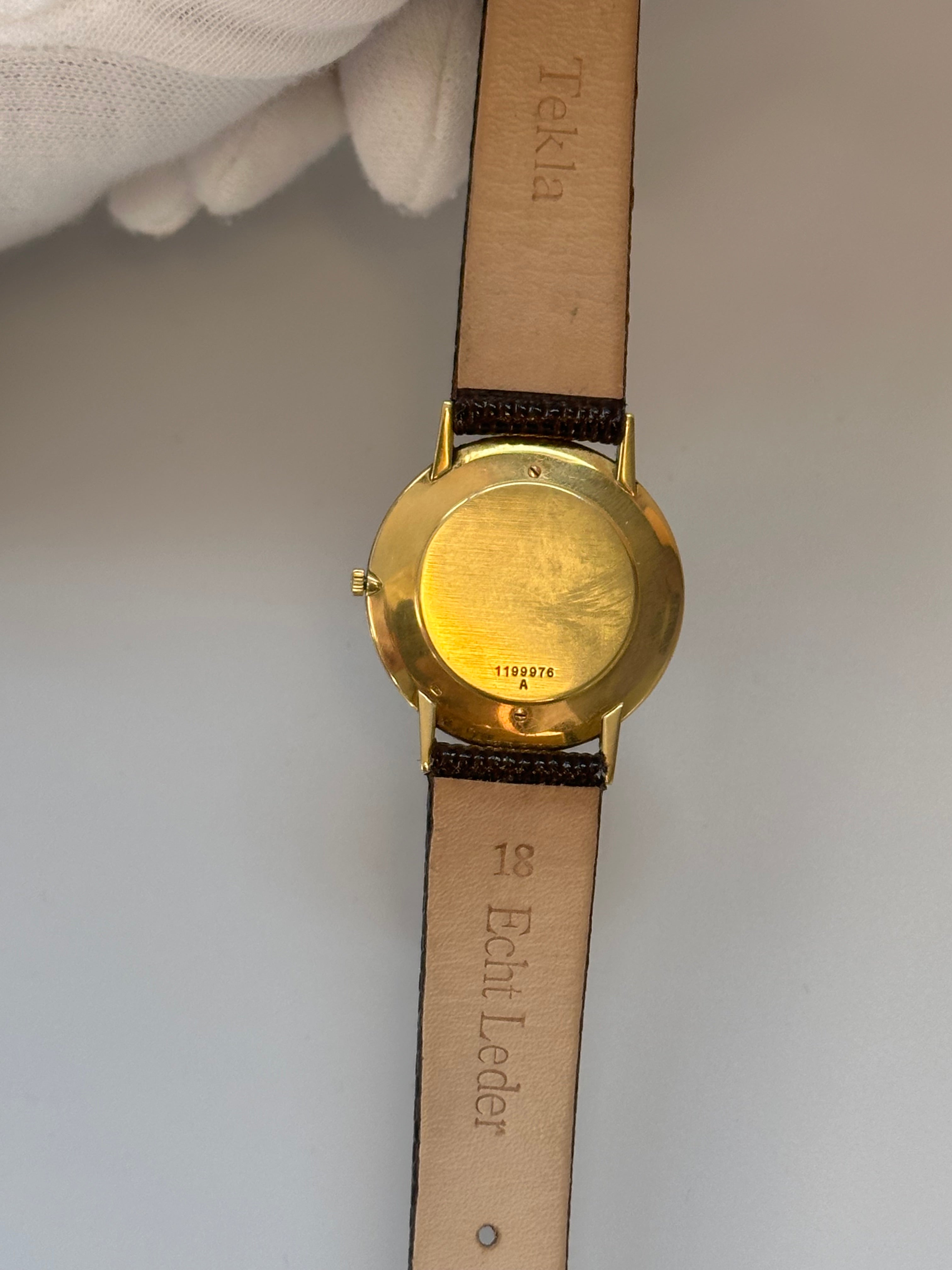 Jaeger-LeCoultre Ultra Thin 18K Gold