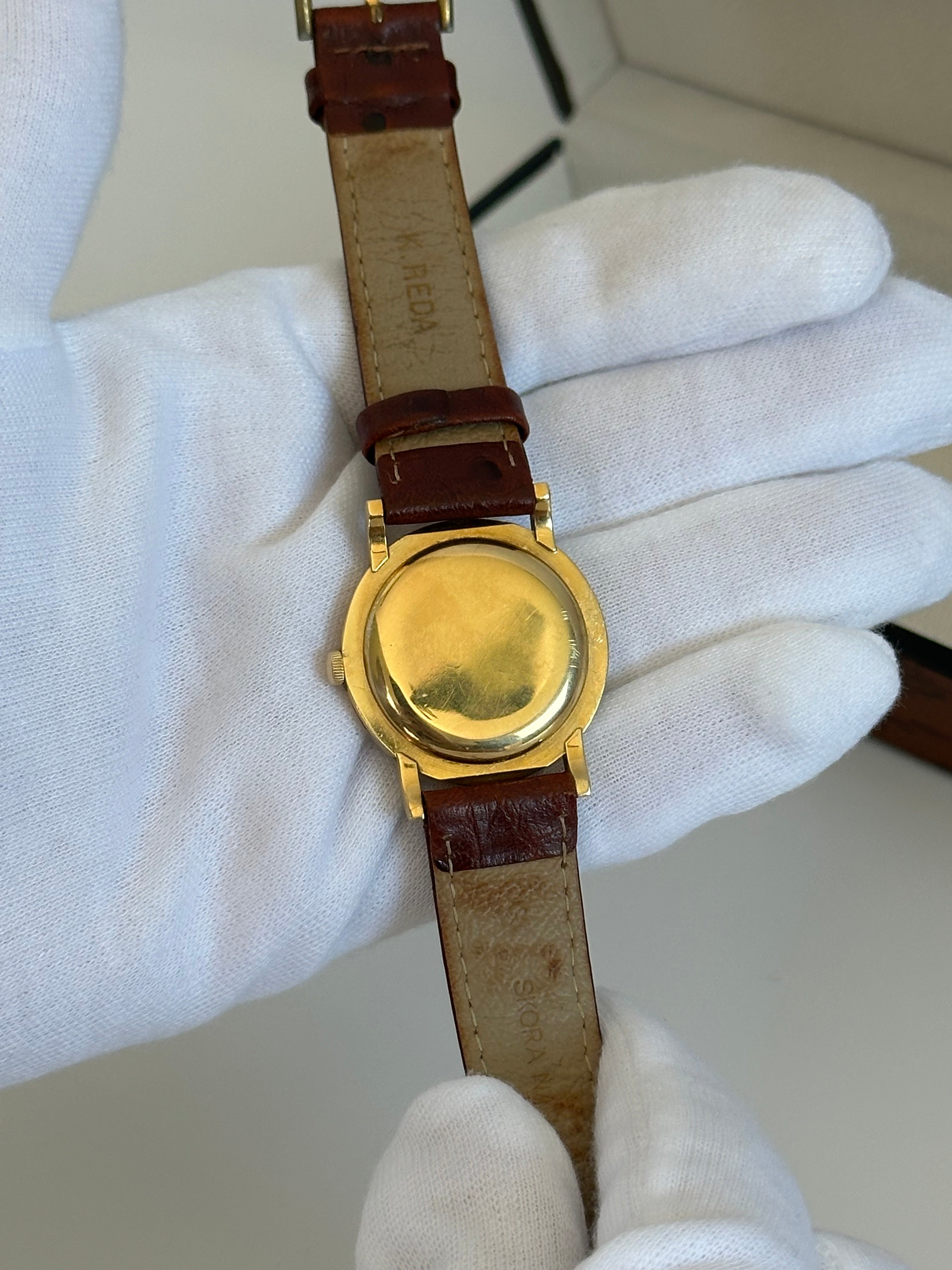 Vacheron & Constantin ref. 4824 - 18K Gold - sold